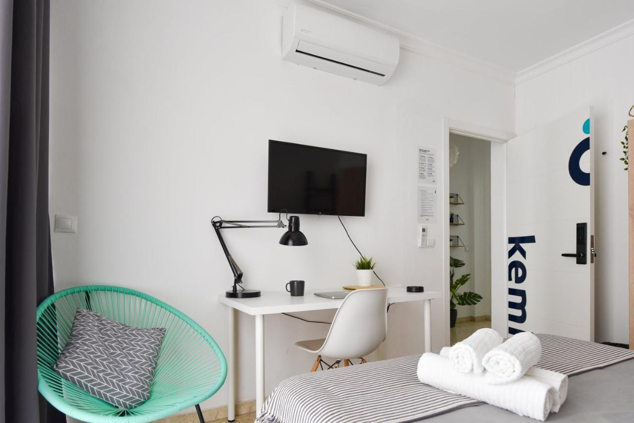 Nordik Rooms Urban - Trinidad "Copenhague" มาลากา ภายนอก รูปภาพ