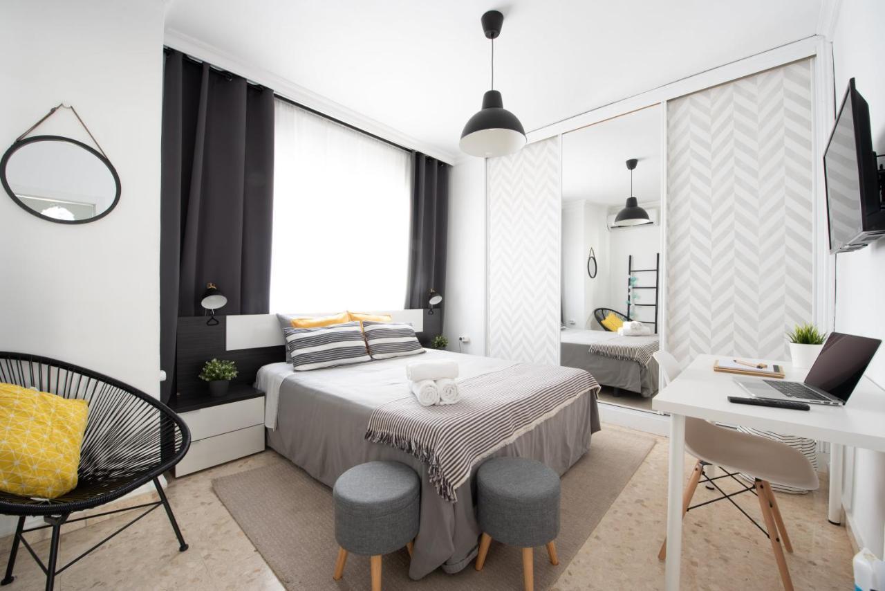 Nordik Rooms Urban - Trinidad "Copenhague" มาลากา ภายนอก รูปภาพ