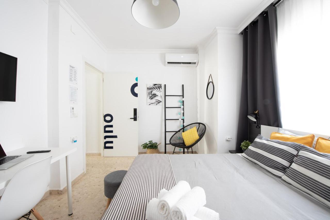 Nordik Rooms Urban - Trinidad "Copenhague" มาลากา ภายนอก รูปภาพ