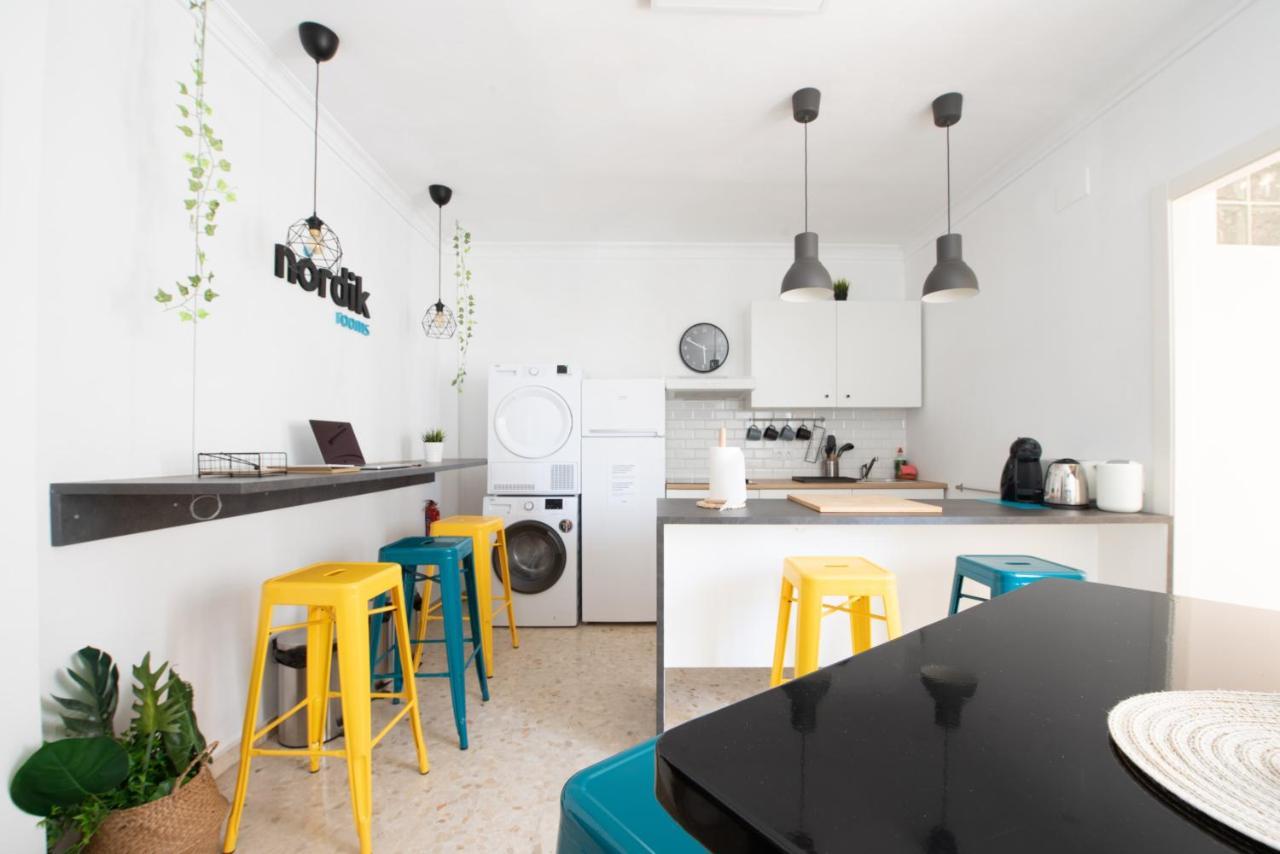 Nordik Rooms Urban - Trinidad "Copenhague" มาลากา ภายนอก รูปภาพ
