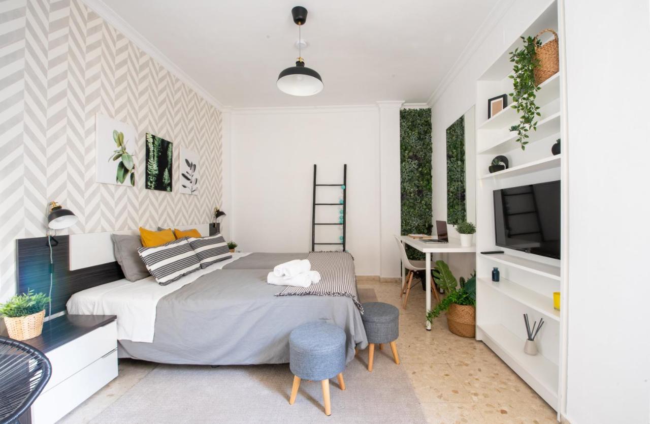 Nordik Rooms Urban - Trinidad "Copenhague" มาลากา ภายนอก รูปภาพ