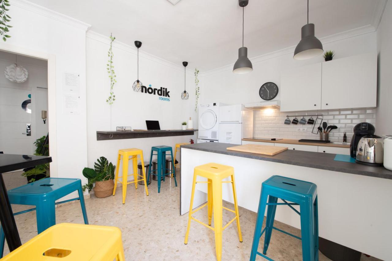 Nordik Rooms Urban - Trinidad "Copenhague" มาลากา ภายนอก รูปภาพ