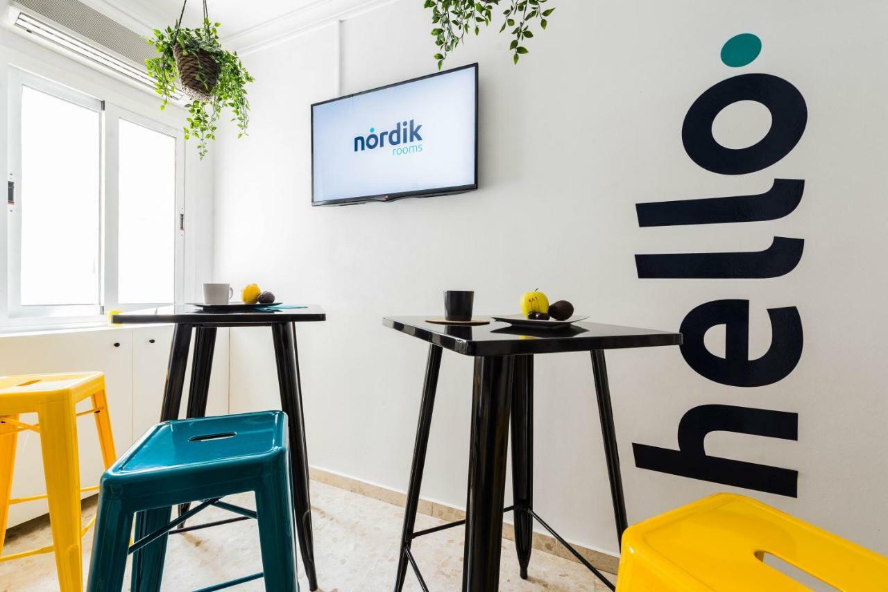 Nordik Rooms Urban - Trinidad "Copenhague" มาลากา ภายนอก รูปภาพ