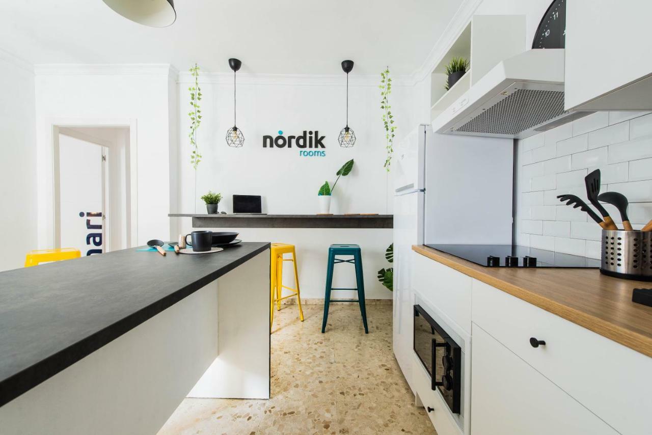 Nordik Rooms Urban - Trinidad "Copenhague" มาลากา ภายนอก รูปภาพ