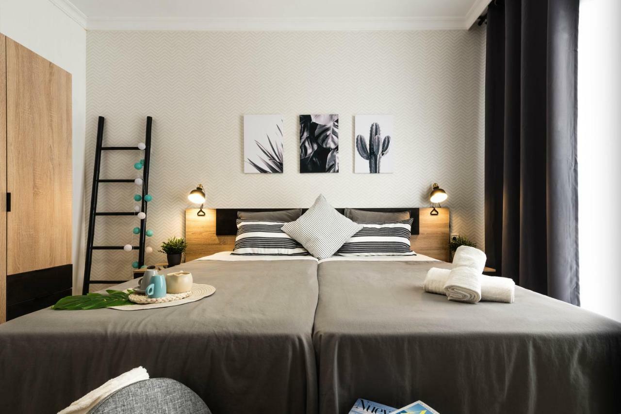 Nordik Rooms Urban - Trinidad "Copenhague" มาลากา ภายนอก รูปภาพ