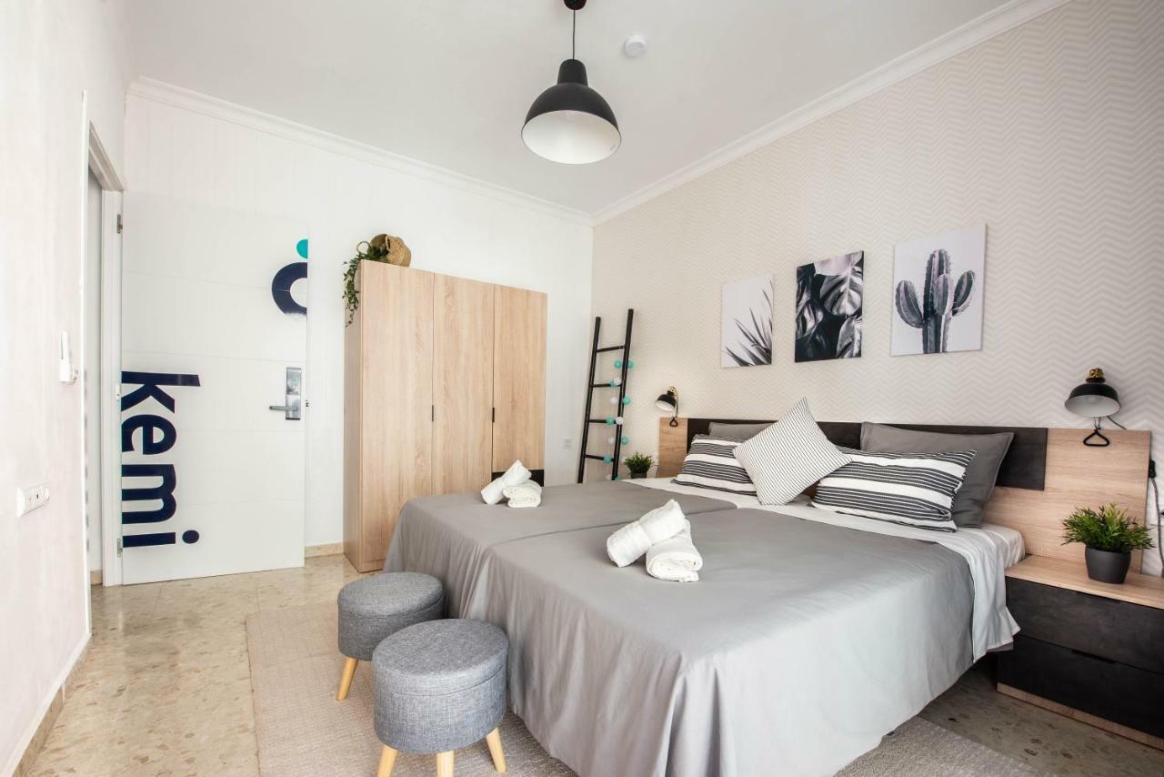 Nordik Rooms Urban - Trinidad "Copenhague" มาลากา ภายนอก รูปภาพ